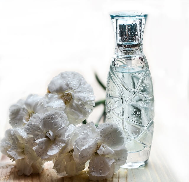 Perfumy nalewane dostaniesz w dobrej cenie