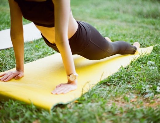 Yoga na świeżym powietrzu